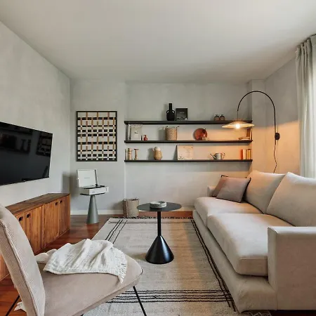 Emporda - 2 Bedrooms In Eixample Esquerra Apartment *